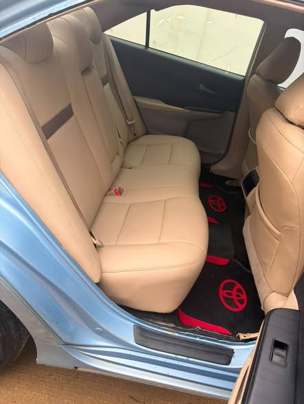 A picture of Toyota camry 2013