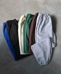 A picture of Sweater pants 35k