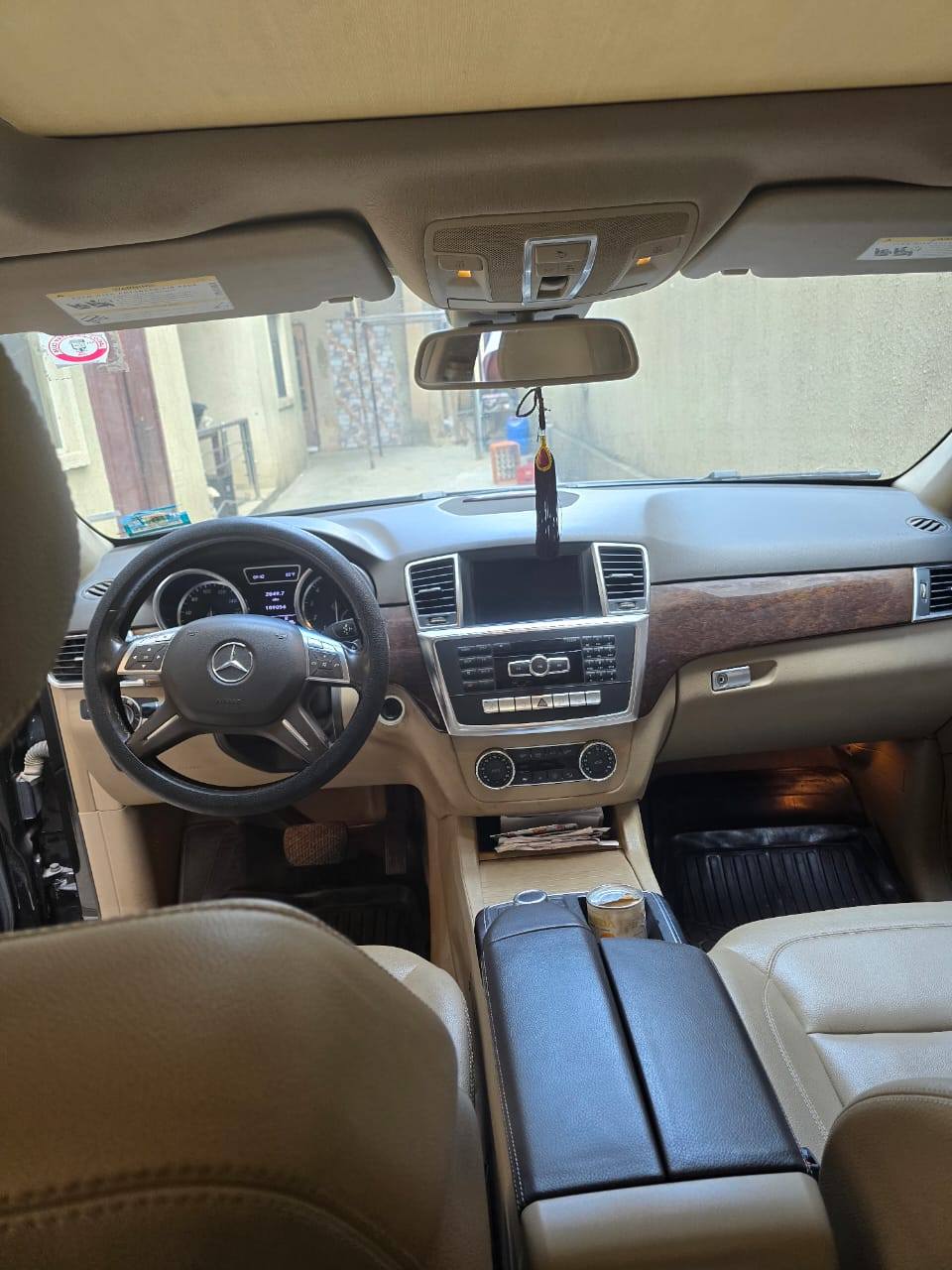 A picture of MERCEDES BENZ ML350 2012