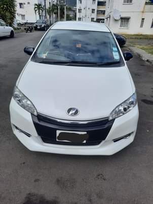 used toyota wish