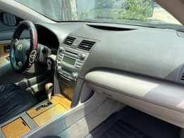 A picture of Sweet deal Clean 2009 Toyota Camry XLE Leather interior Toks