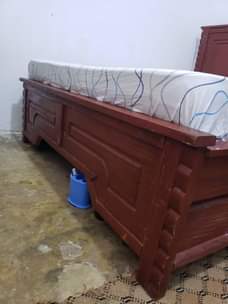 A picture of FURNITURE
