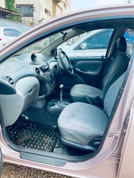 A picture of Car
