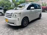 A picture of TOYOTA NOAH NEW MODEL EA