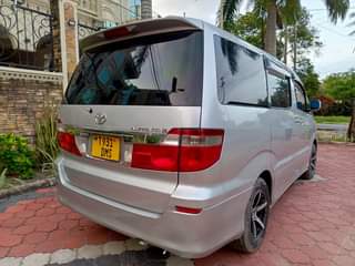 A picture of TOYOTA ALPHRD