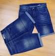 A picture of JEANS