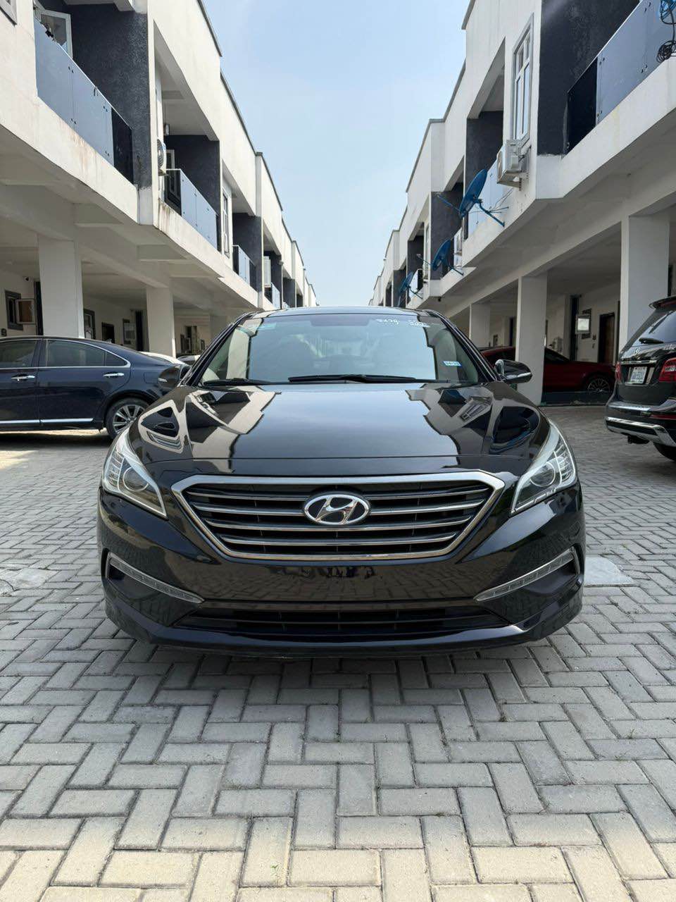A picture of 2015 full option Hyundai Sonata