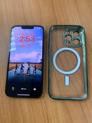 iPhone M.