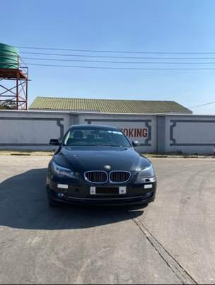 bmw 523i