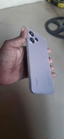 A picture of Redmi 12