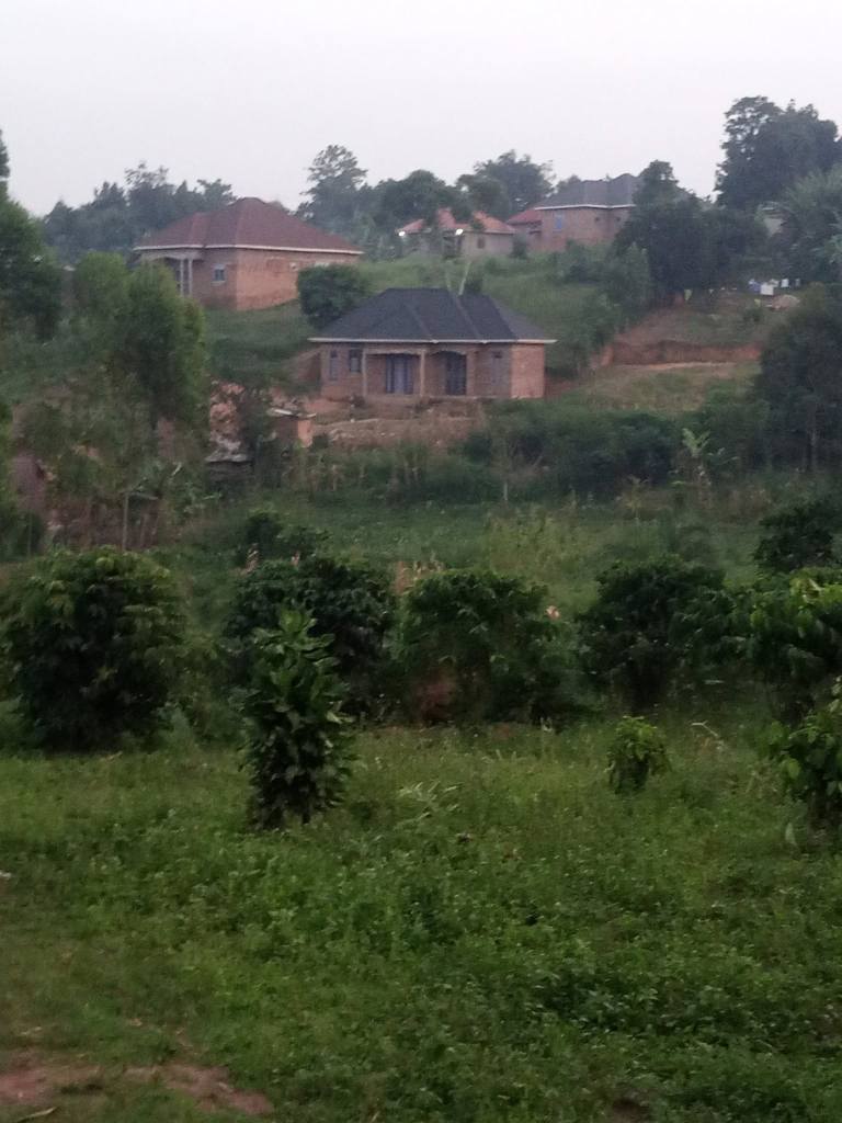 A picture of Quick sale 4units single rooms fully occupied income 400k 45m