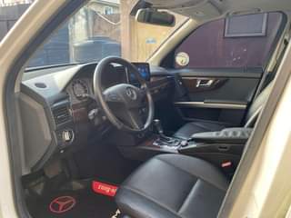 A picture of Mercedes Benz GLK