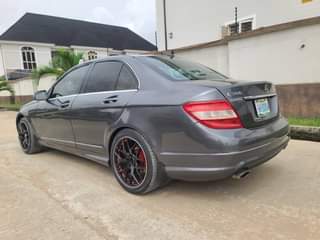A picture of 2009 MERCEDES BENZ C300 First User and First registration Super