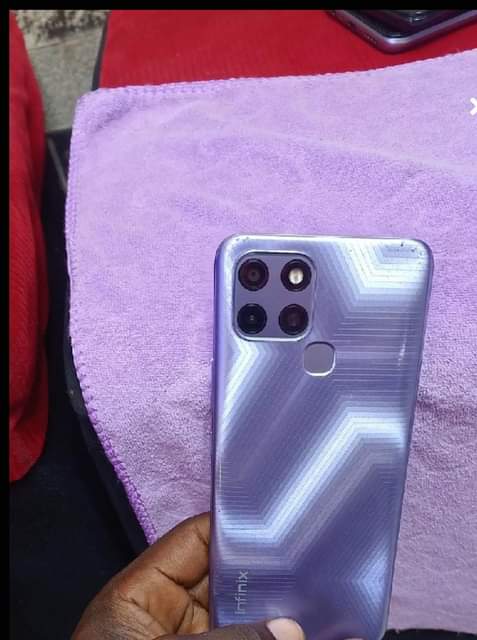 A picture of infinix smart 6pius