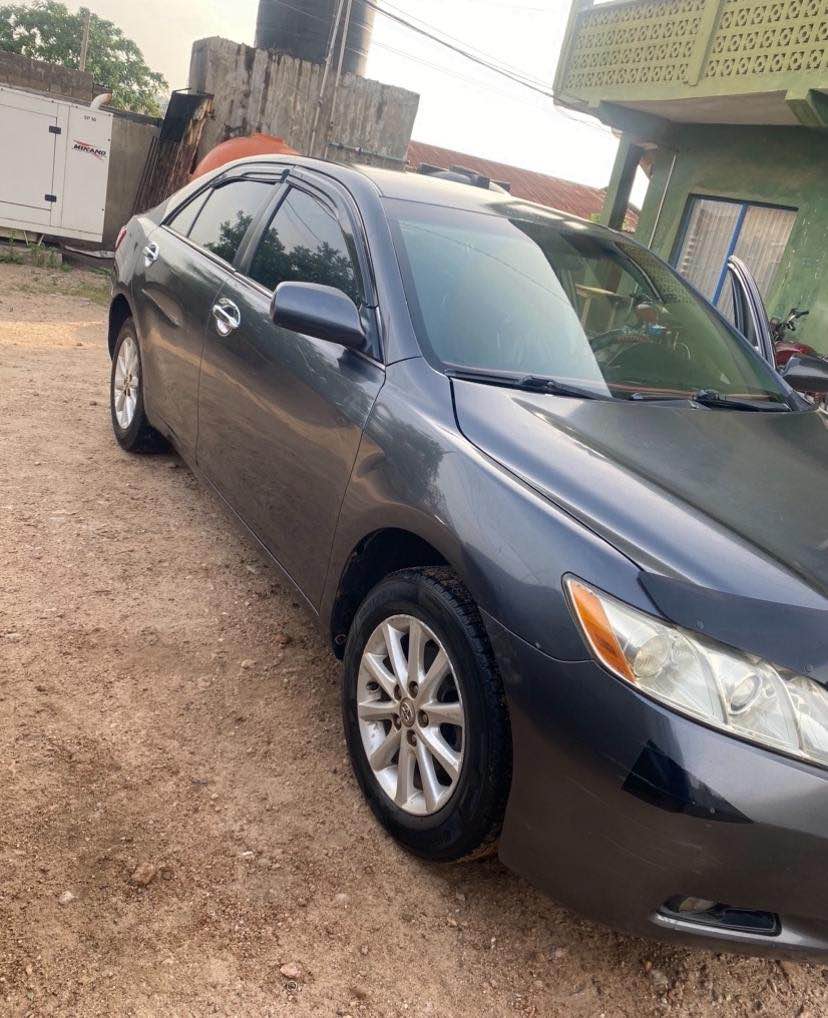 A picture of Toyota Camry 08 model