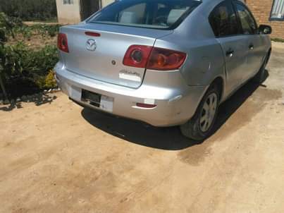 mazda axela