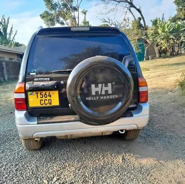 A picture of Suzuki escudo on sale 0685136087