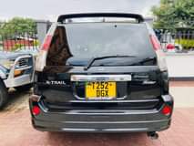 A picture of Nissan extrail Cc 1990 Price 12 5 Call 0768862145