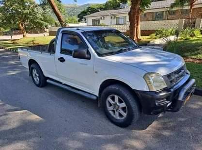 classifieds/cars isuzu