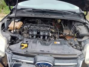 A picture of 2012 ford 4 cylinder First body But only brain box