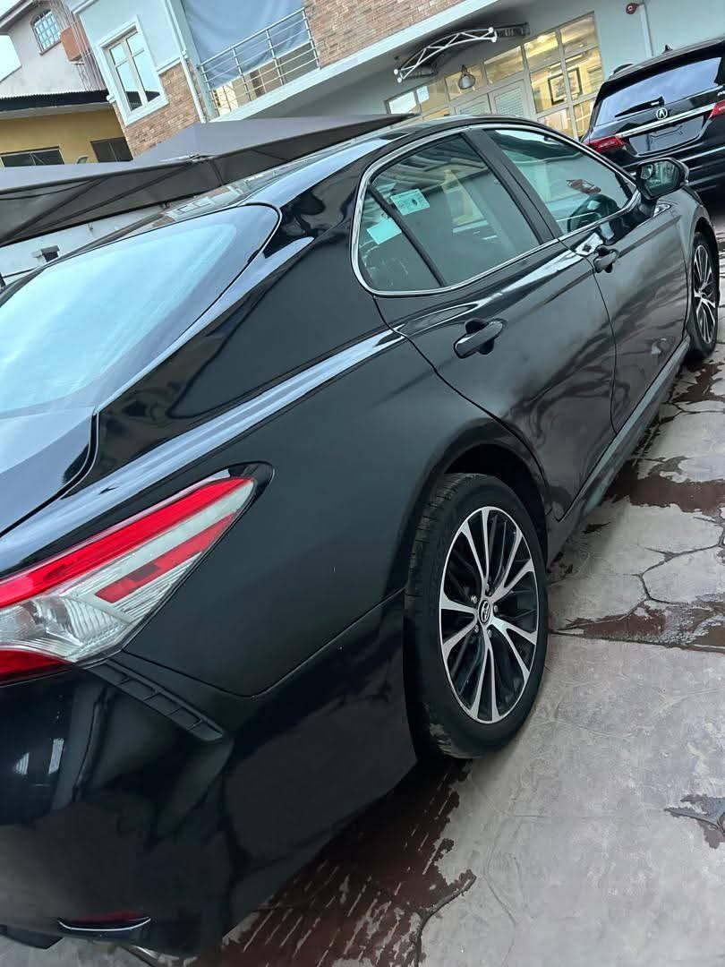 A picture of 2018 Toyota camry