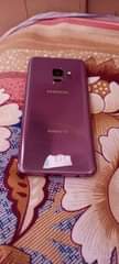 A picture of samsung s9