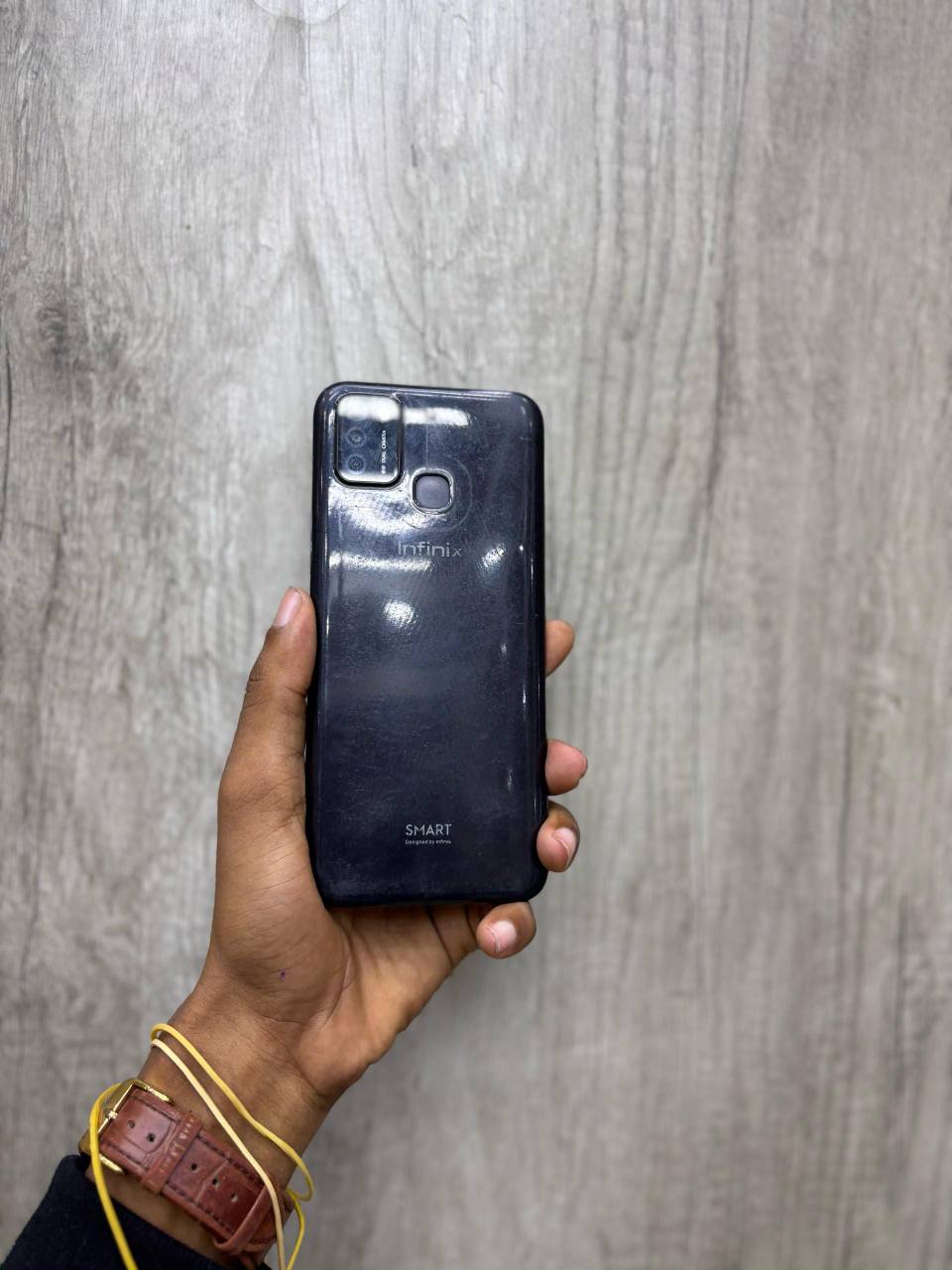 A picture of Infinix smart 6 Storage 32GB . Price 100 000 0747940033