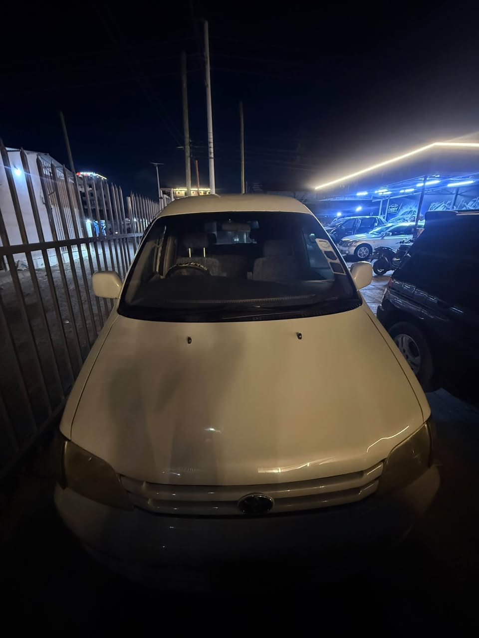 A picture of Toyota Noah sr40 for sale