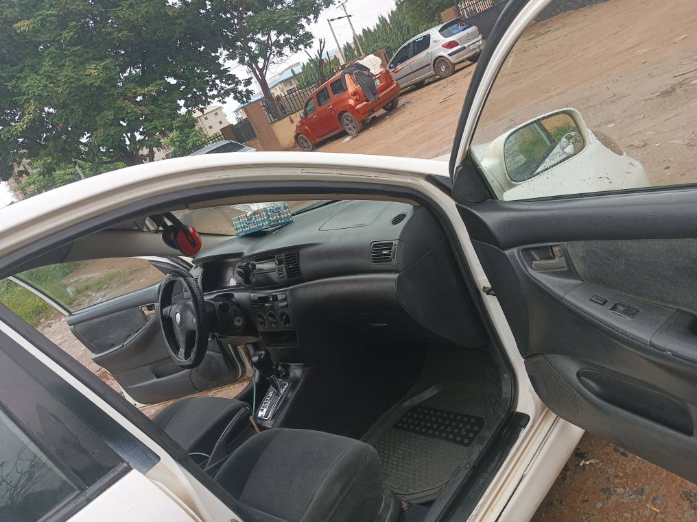 A picture of 04 Corolla sport