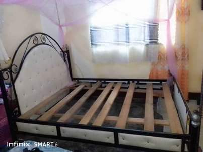 A picture of Njoo ujiwahie kitanda cha chuma cha bedsofa kinauzwa kwa bei