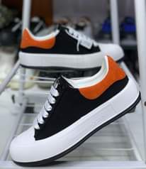 A picture of MAcQEEN ORIGINAL SHOES