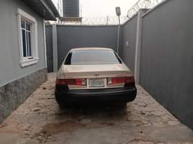 A picture of Toyota Camry drop light