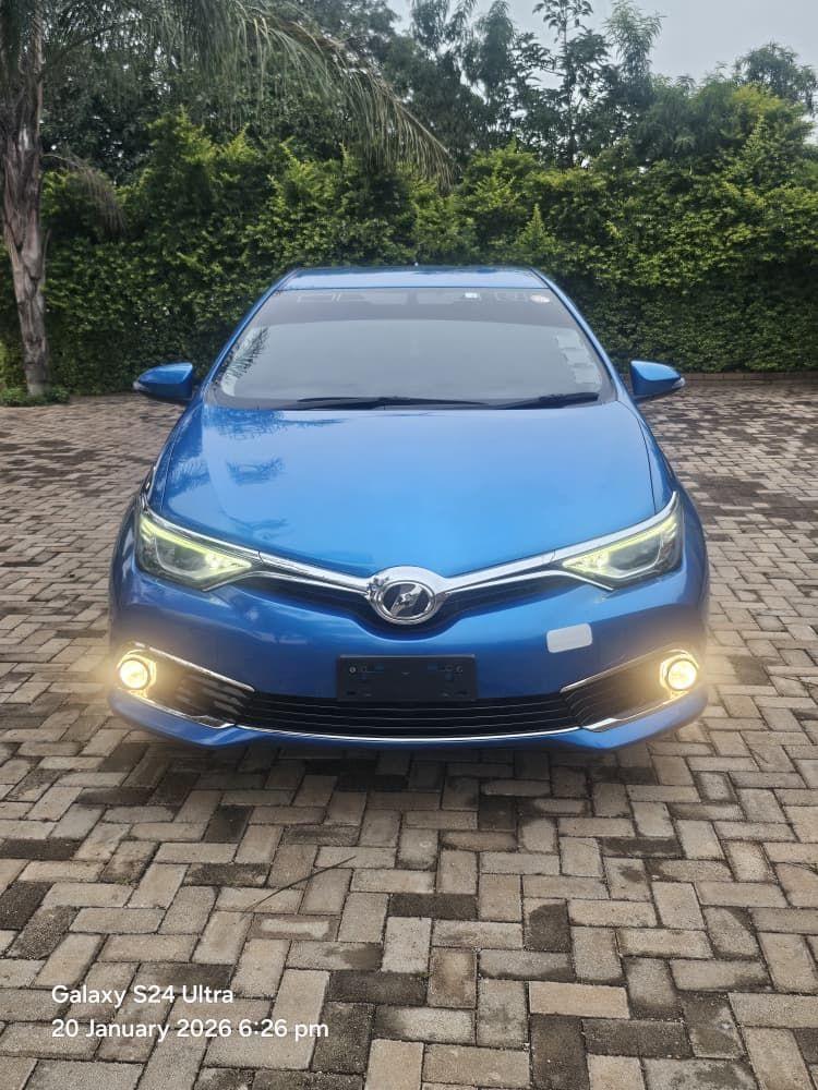 toyota auris