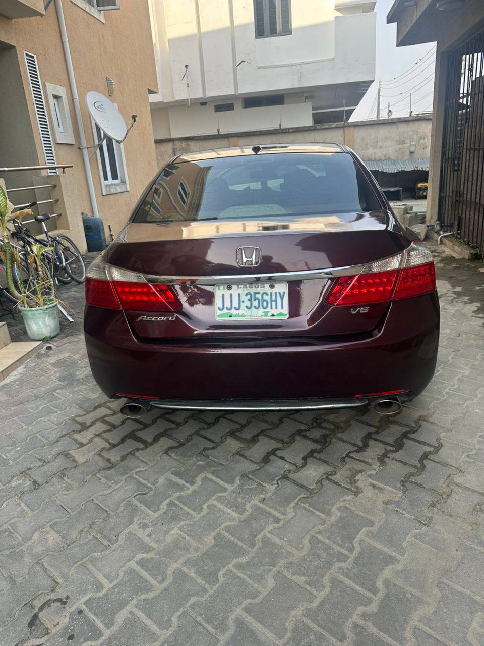 A picture of Extremely clean 2013 Honda Accord 2023 on custom No single
