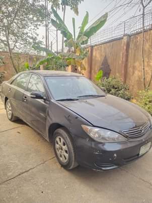 A picture of Sharp Toyota Camry 2005 with Sharp Body Sharp engine Sharp