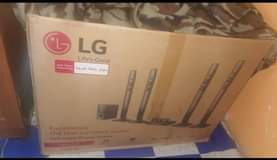 A picture of LG HOMETHIETER WATTS 1200 FULL BOX Bluetooth HDMI USB Tsh