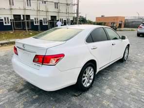A picture of This is extremely clean lexus es350 2012 model pure first