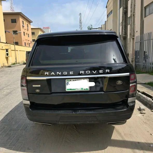 A picture of Range Rover vogue supercharged 2017 reg