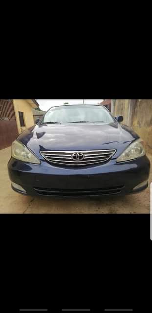 A picture of Toyota Camry 04