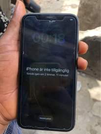 A picture of iPhone 11 locked