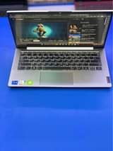 A picture of Lenovo core i7