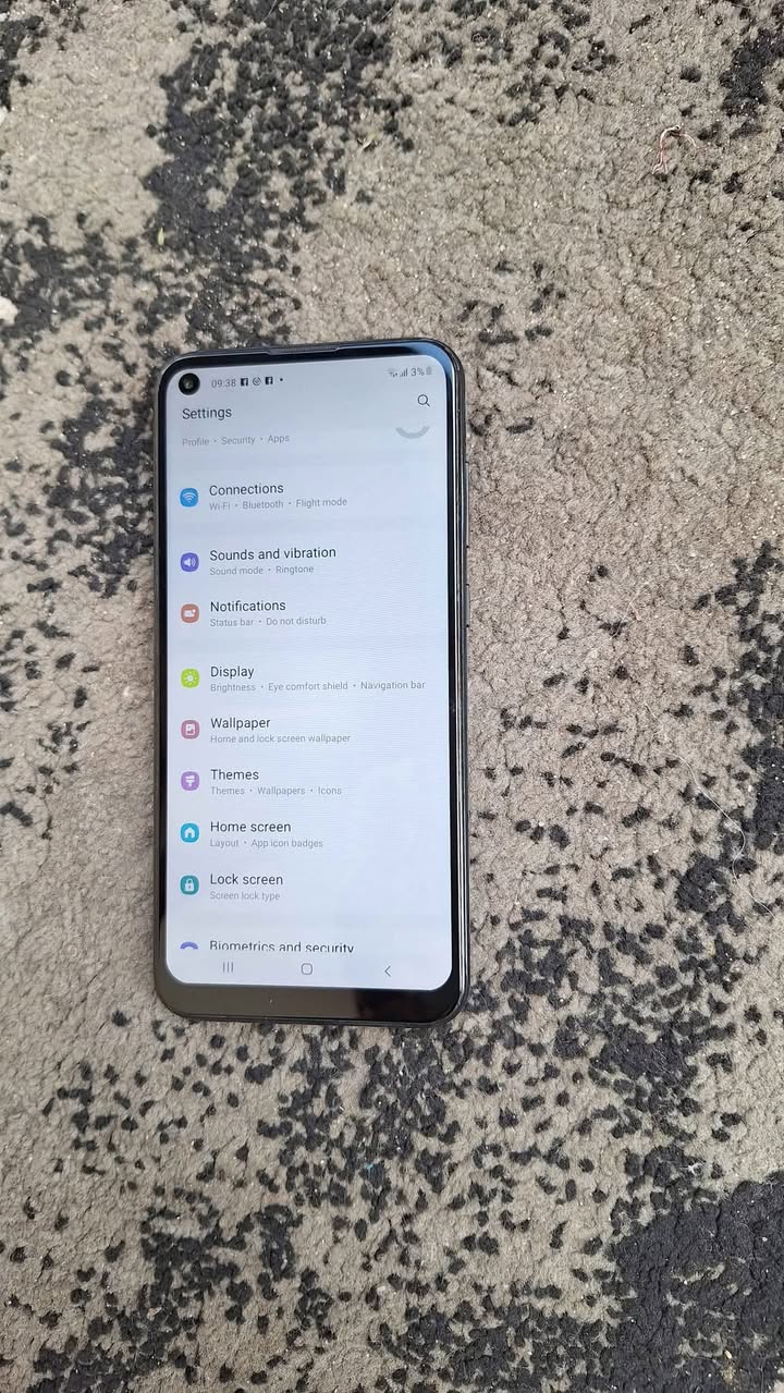 A picture of SAMSUNG GALAXY A11
