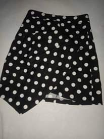 A picture of Second hand mini skirts