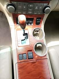 A picture of 2010 Toyota highlander 9M