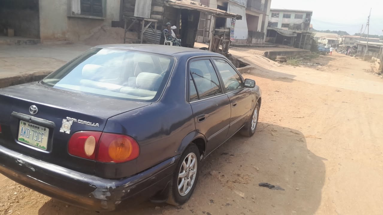 A picture of Toyota corolla cocaine