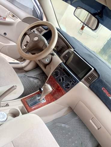 A picture of Home Used Toyota Corolla LE 2004 Model With Custom Duty