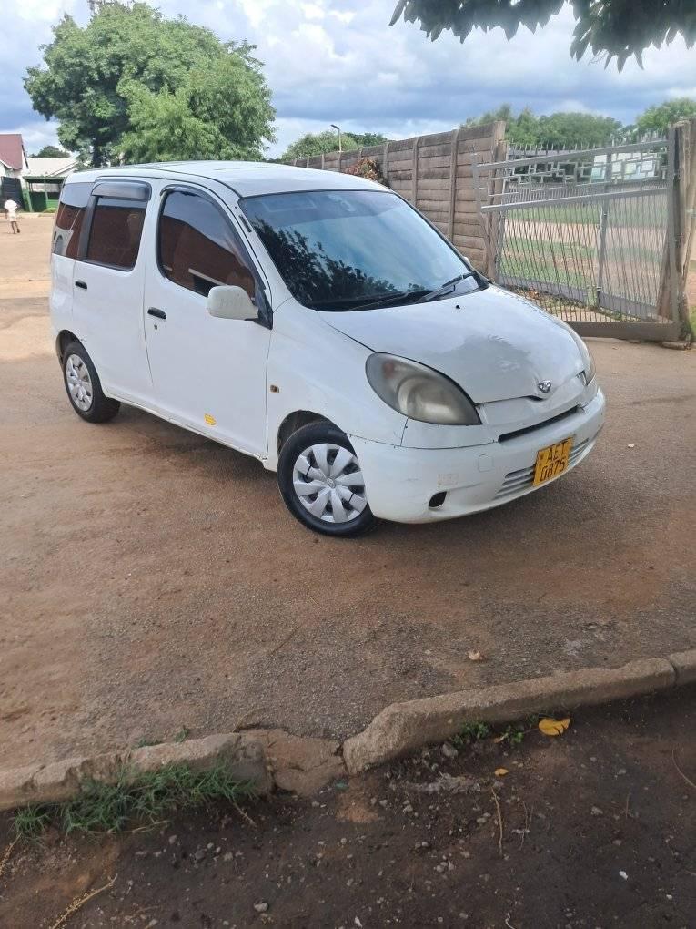 used toyota funcargo