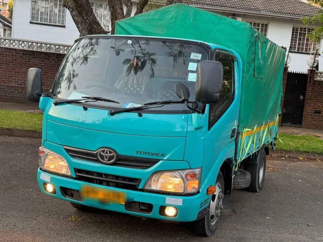 used toyota toyoace