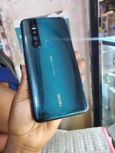 A picture of Tecno camon 15 premium 128gb