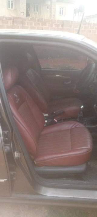 A picture of 2004 Peugeot 406 2 0i